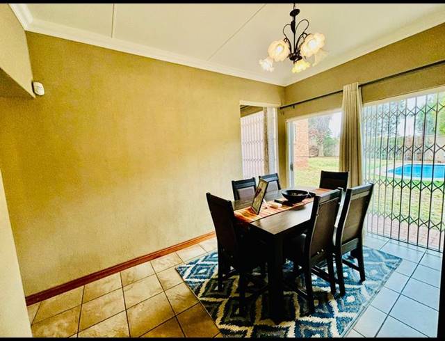 3 BEDROOM HOUSE FOR SALE IN VANDERBIJLPARK SE 3